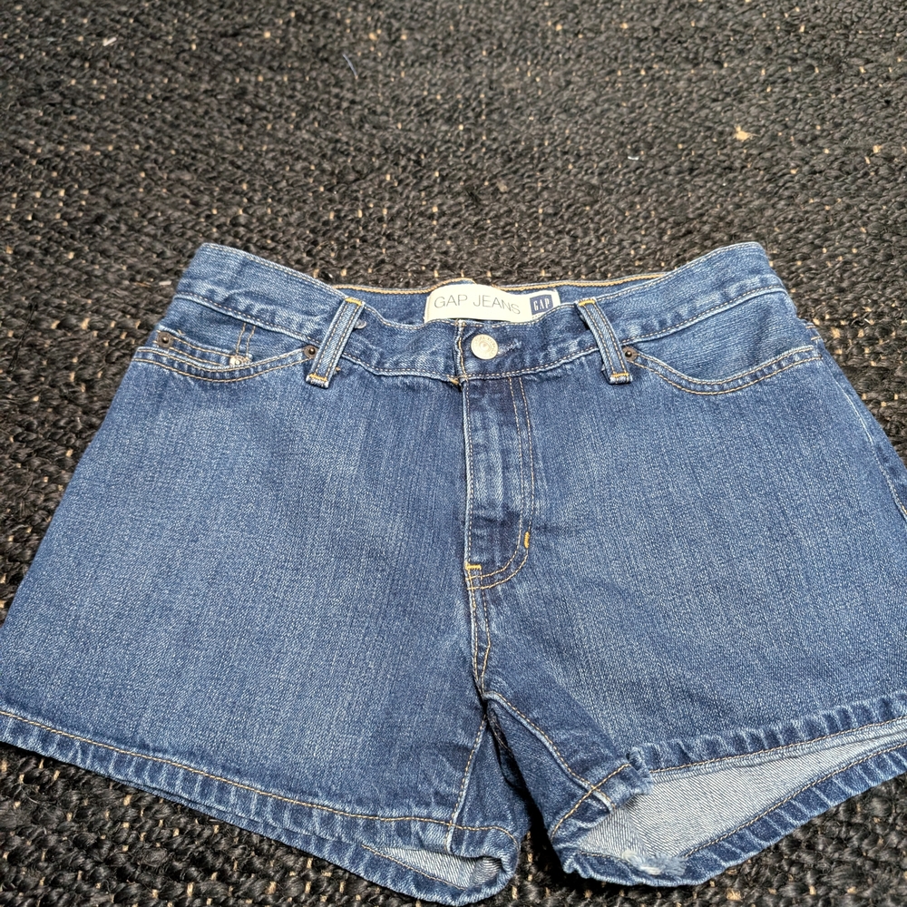 GAP Women's Classic Blue Jean Shorts